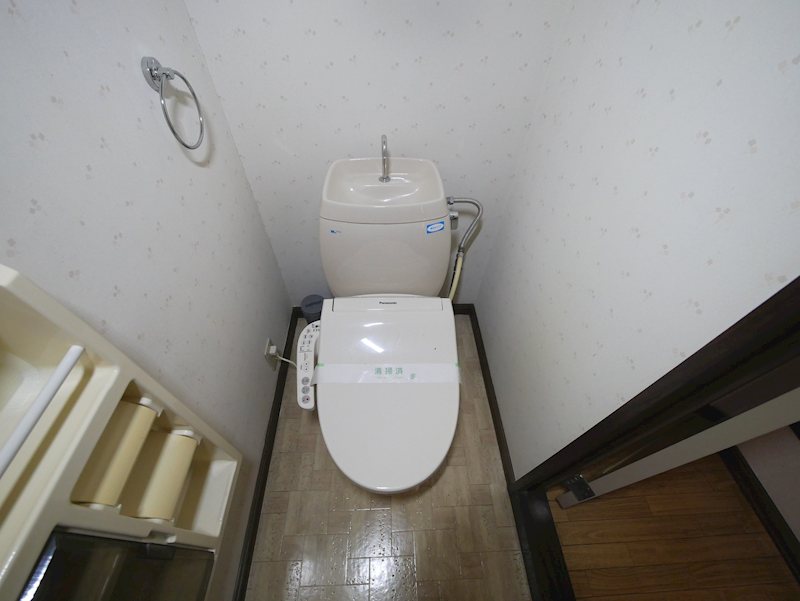 トイレ　ウォシュレット