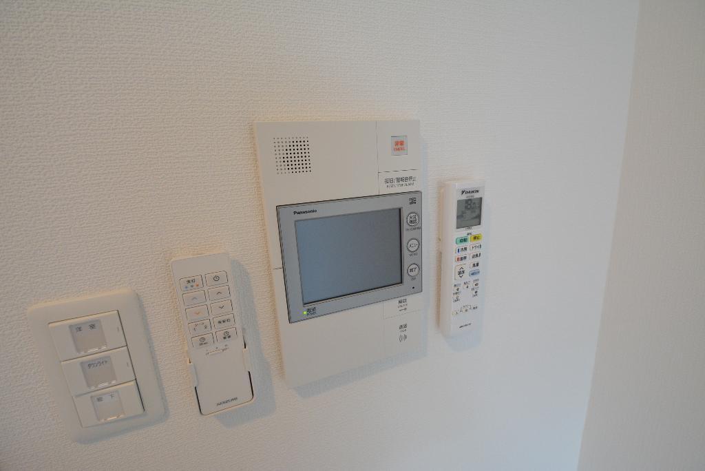 セキュリティ　カメラ付インターホン