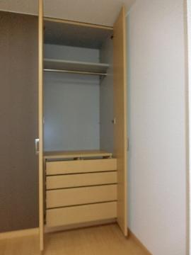 ハルコート箕面　収納　ＣＬ（開）