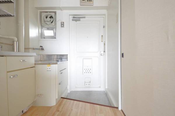 玄関　ビレッジハウスの同一物件・同一タイプの間取りの写真です