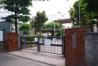 小学校　横浜市立原小学校（小学校）まで631m