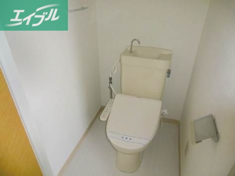 トイレ　同物件の別のお部屋の画像です。実際とは異なります。