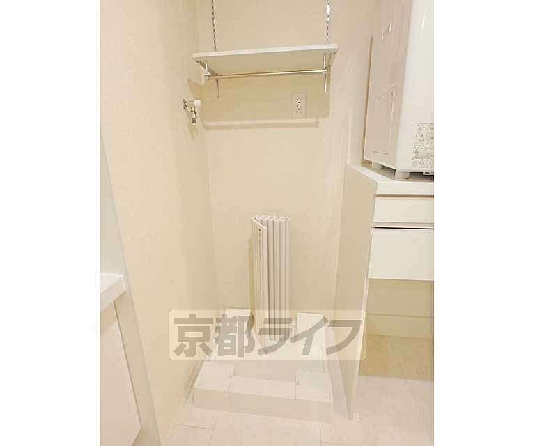 その他設備　洗面所に洗濯機が設置可能です。