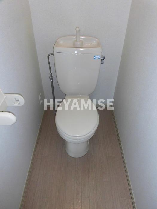 トイレ　※室内画像は別号室のもの