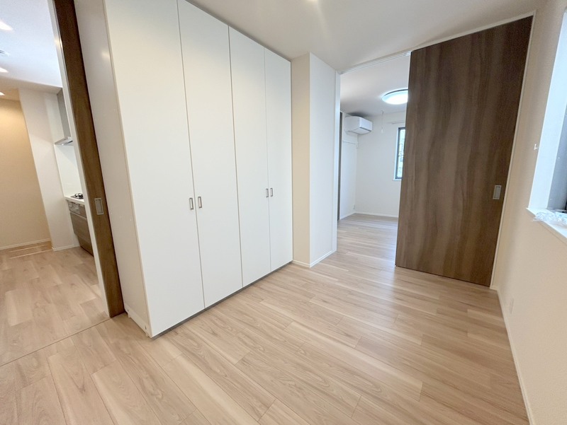 その他部屋・スペース　★広くて明るい寝室★