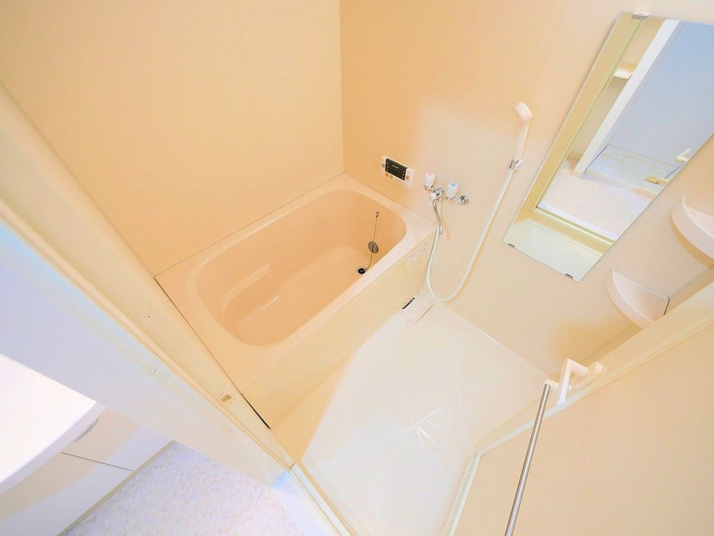 バス・シャワールーム　バス