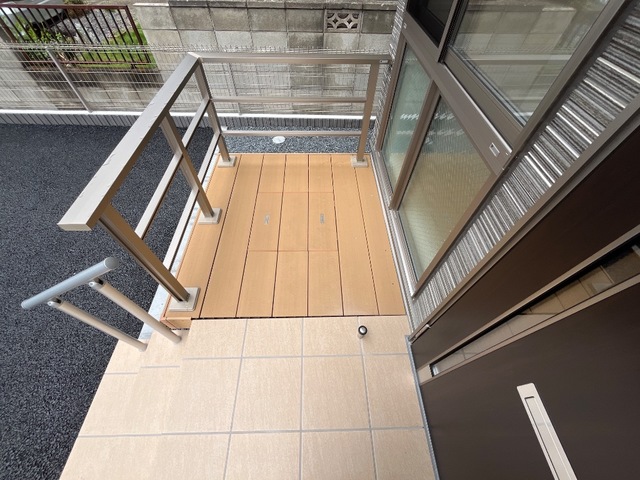 バルコニー　テラス