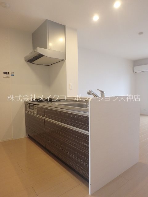 キッチン　写真は同型タイプ