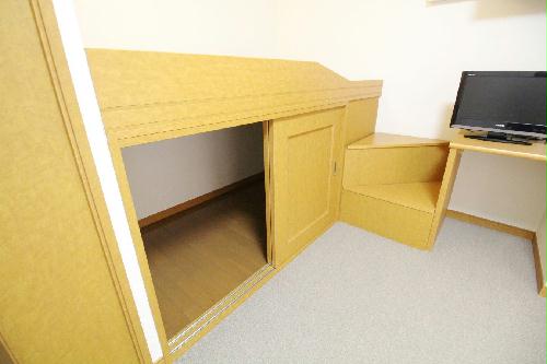 その他部屋・スペース　ベッド下に大きな収納があり、使い勝手ＧＯＯＤ！