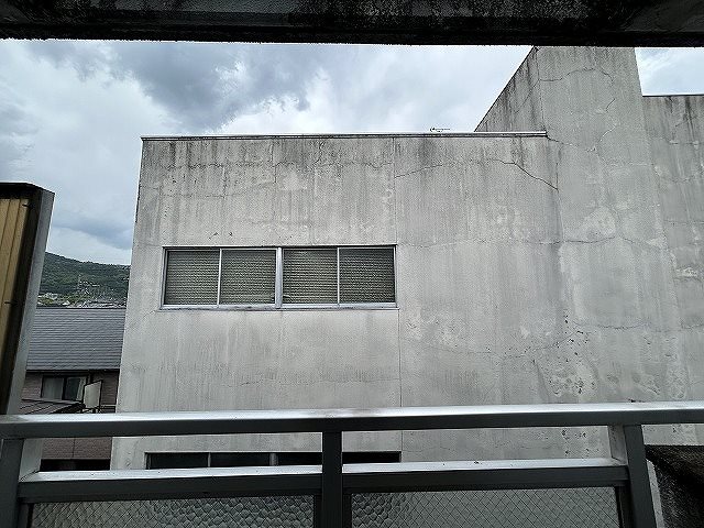 眺望　同マンション別部屋