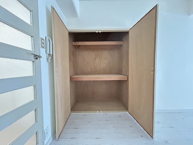 収納　同マンション別部屋