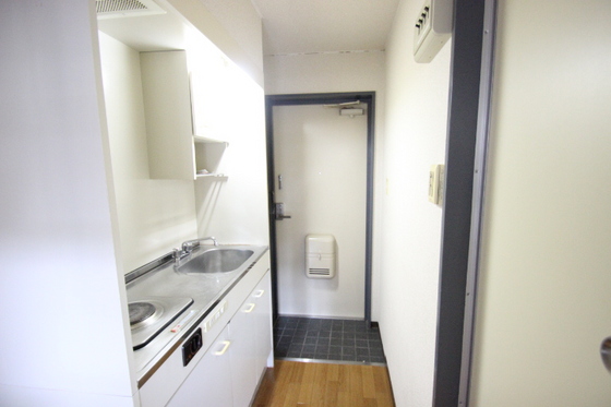 玄関　※別室の写真を使用しております※