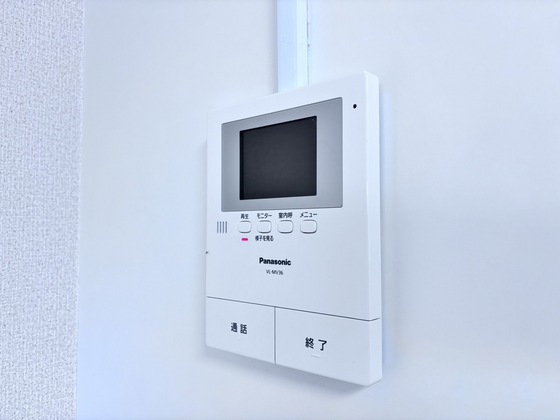 セキュリティ　モニター付きインターホン