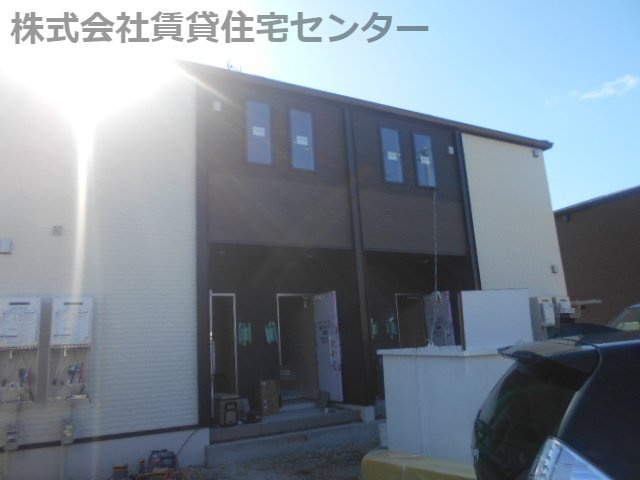 建物外観　建築中