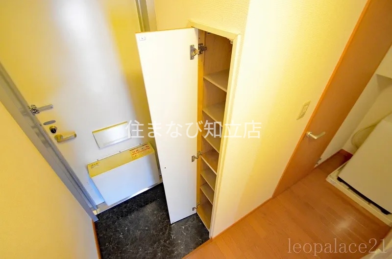 玄関　同型タイプ