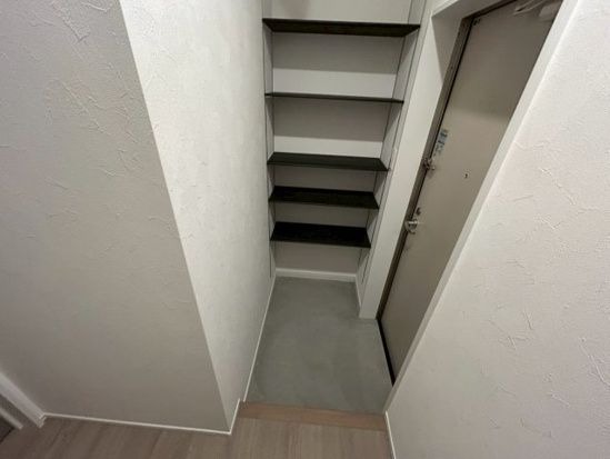 玄関　シューズボックス