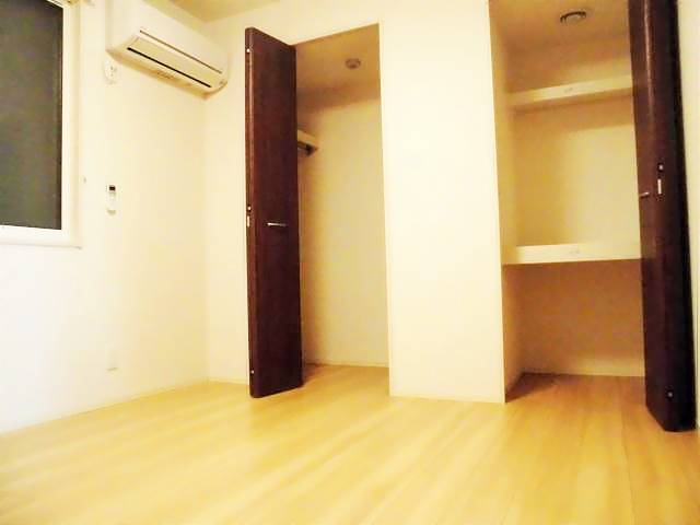 居室・リビング　洋室