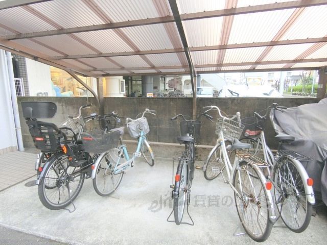 駐車場　駐輪場