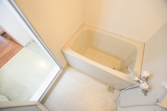 バス・シャワールーム　浴室