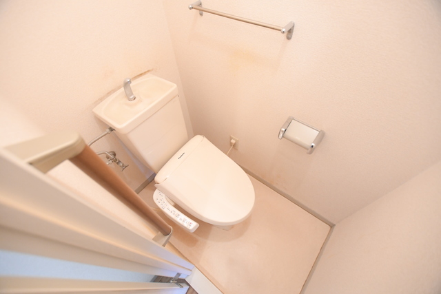 トイレ　トイレ