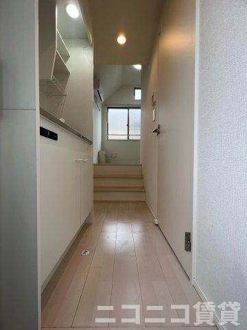 玄関　別号室イメージの為、現状を優先致します。