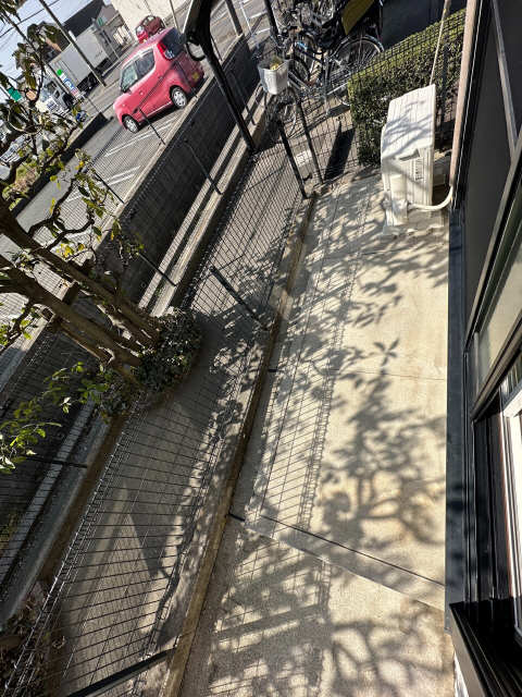 バルコニー　テラス