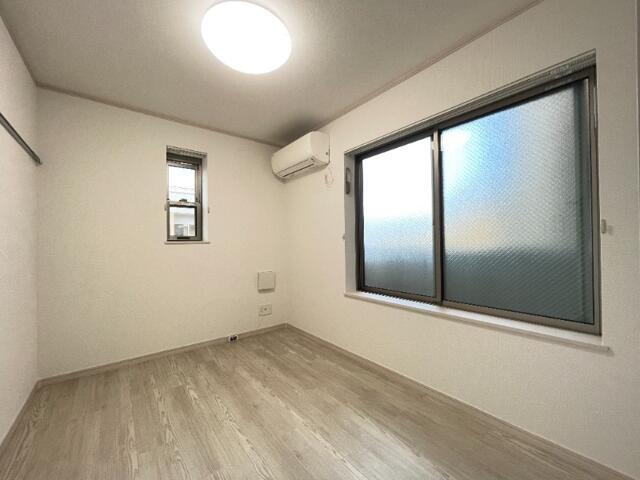 居室・リビング　?