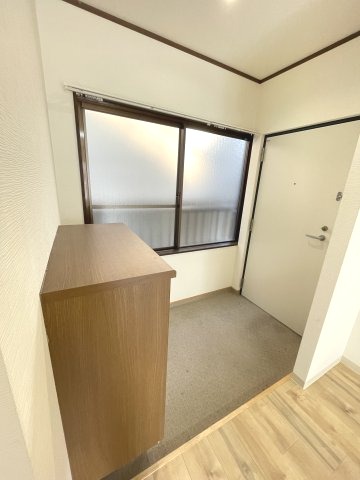 玄関　明るい玄関です