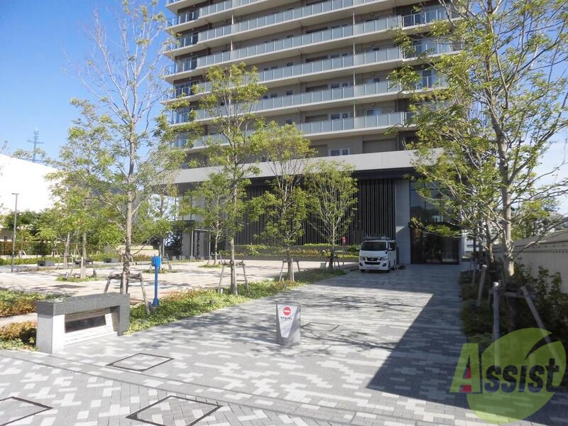 エントランス　さすがタワーマンション、ロビーがホテルのようですね。