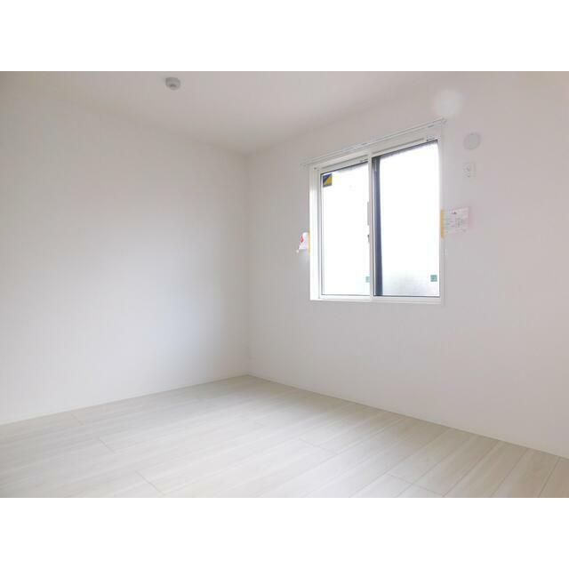 その他部屋・スペース　洋室６．６帖（建築中の写真）