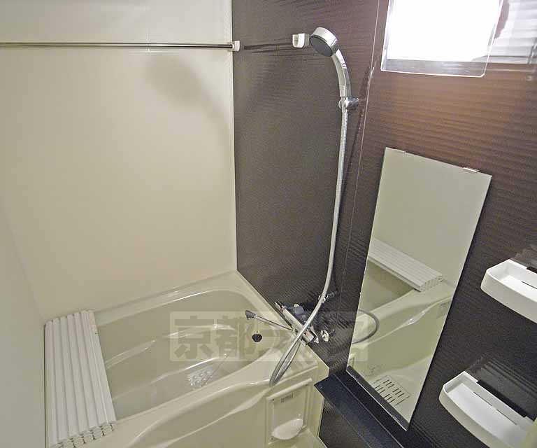 バス・シャワールーム　バスです