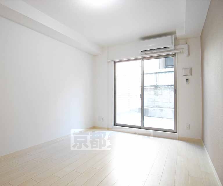 居室・リビング　室内です