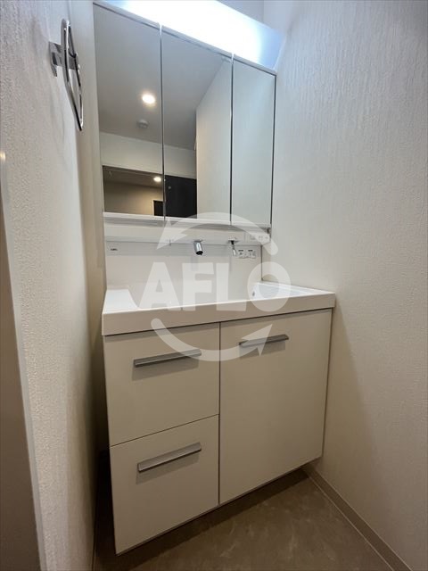 洗面設備　ベルンガーデン上本町　独立洗面台