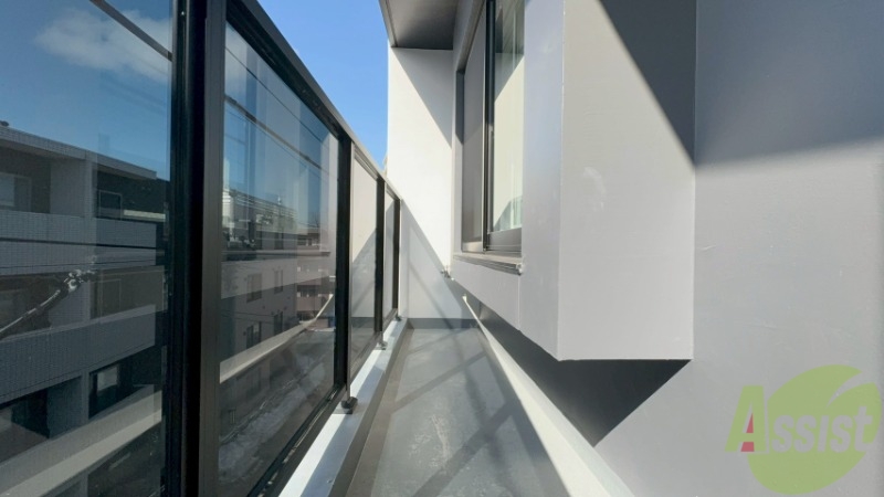 バルコニー　バルコニーです。洗濯物を干したり一息ついたりできますね！