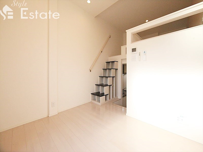 居室・リビング　内装