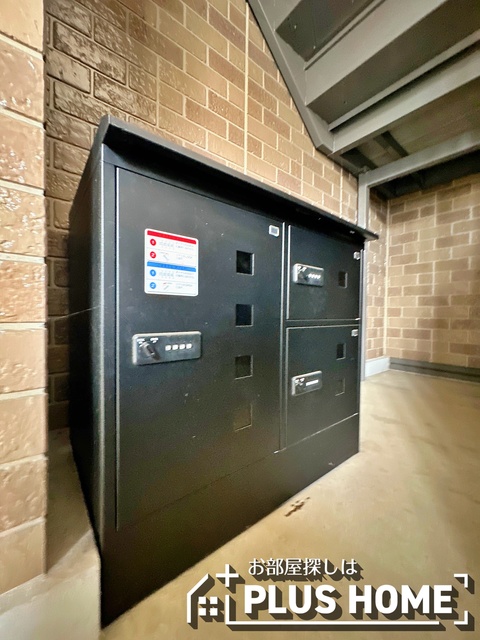 エントランス　☆宅配ボックス☆