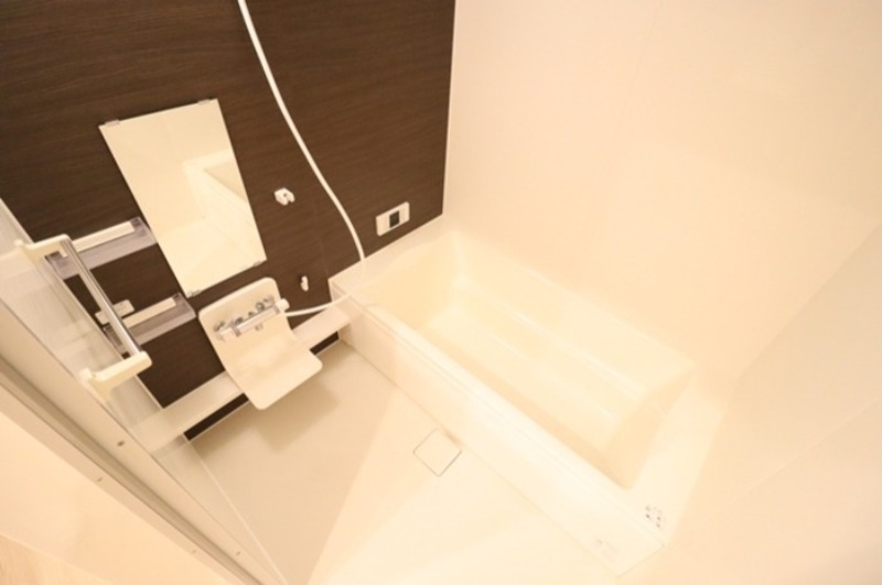 バス・シャワールーム　図面と現状に相違がある場合には現状を優先