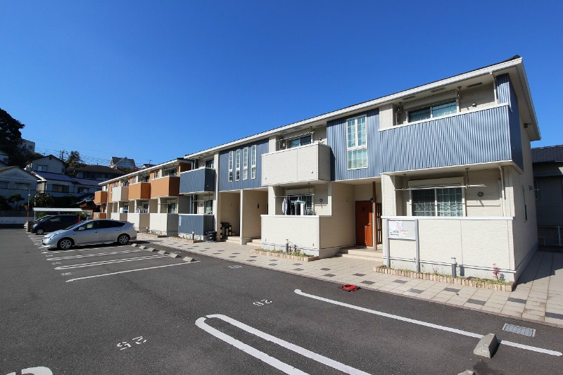 建物外観　小倉北区、門司どちらにもアクセスしやすい立地です