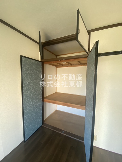 収納　間口・奥行もある収納なのでカラーボックス等でアレンジ可能☆