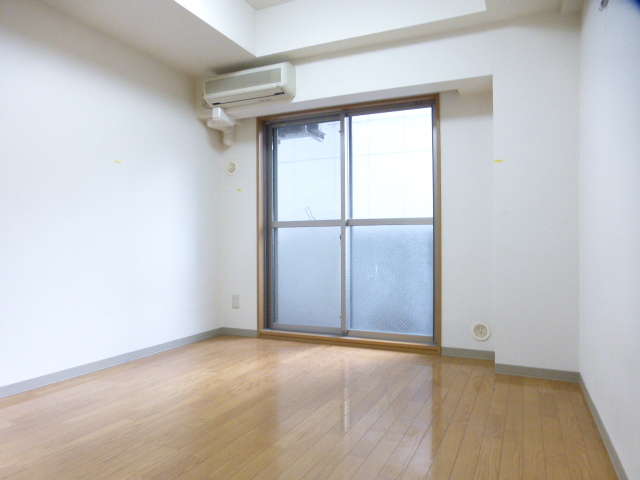 居室・リビング　内観