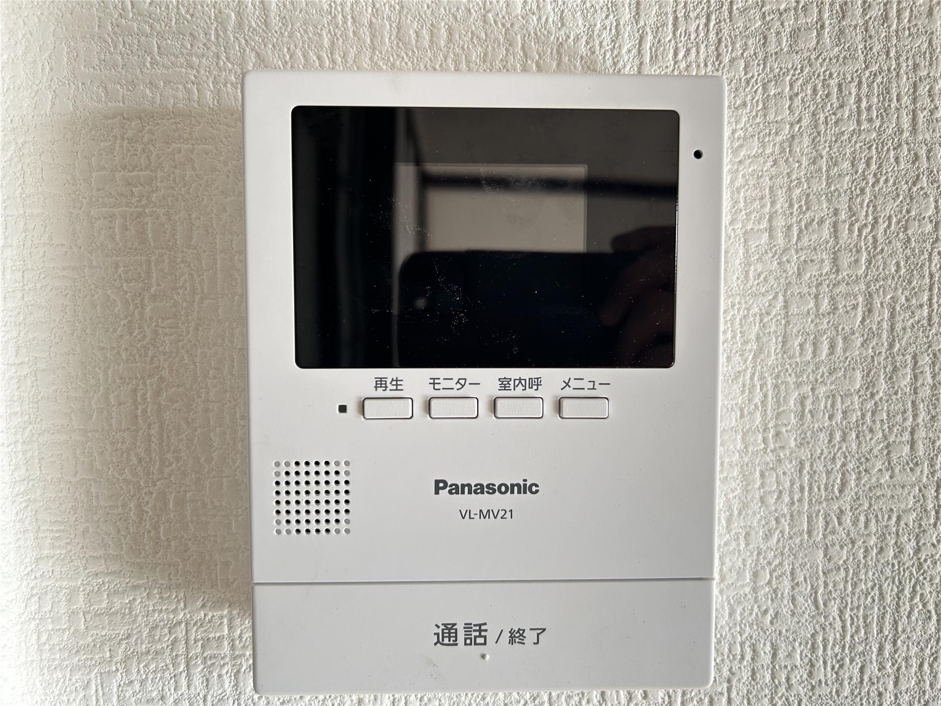 セキュリティ　来訪者を確認出来るTVモニターホン付きです(参考写真)