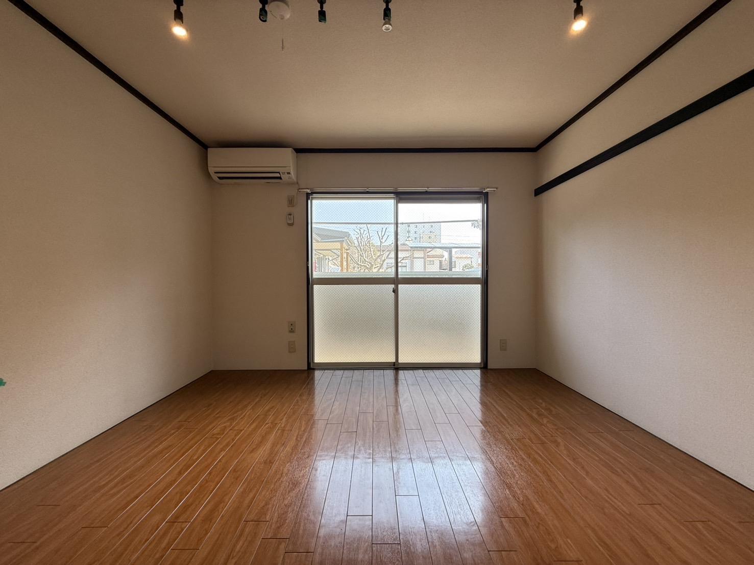 その他部屋・スペース　エアコン付きのお部屋です(別部屋参考写真)