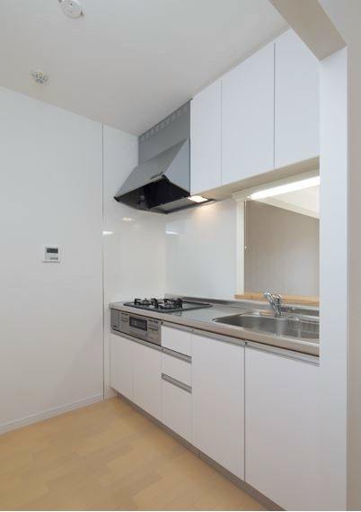 キッチン　人気のカウンターキッチンタイプを採用