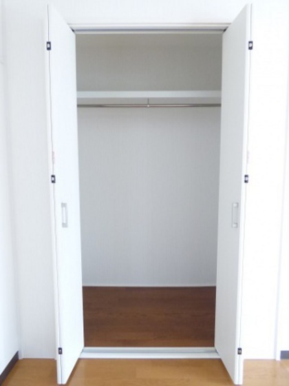 収納　※別部屋の写真です