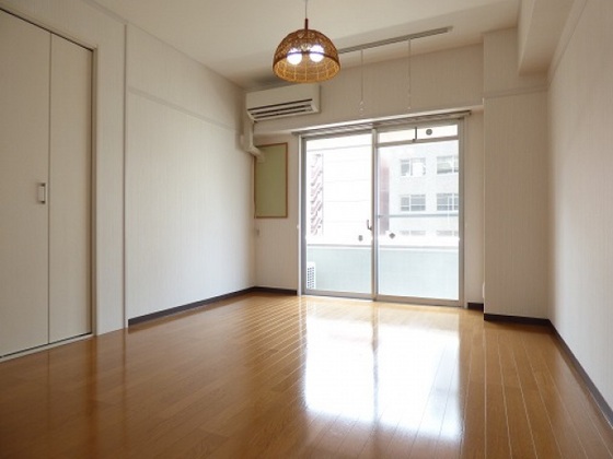 居室・リビング　※別部屋の写真です