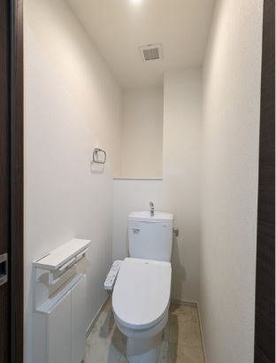 トイレ　※類似物件の写真となります。現状優先。