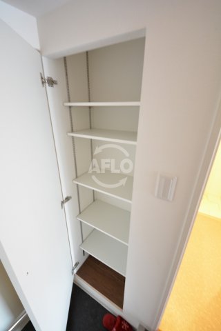 収納　プライムツリー内久宝寺　物入