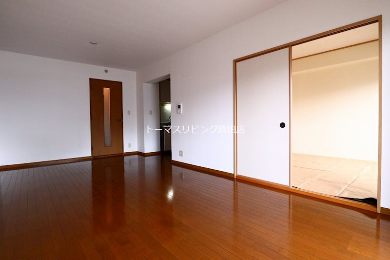 居室・リビング　302号室写真