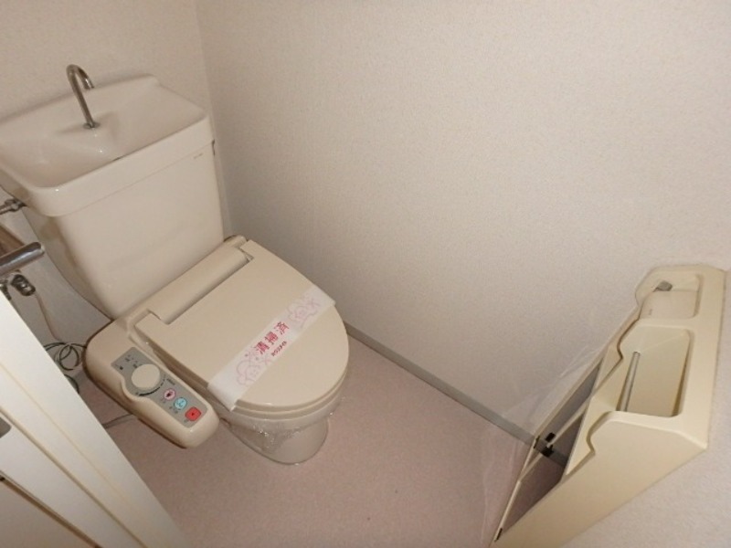 トイレ　図面と現状に相違がある場合には現状を優先