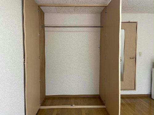 収納　※同タイプ部屋の写真となります